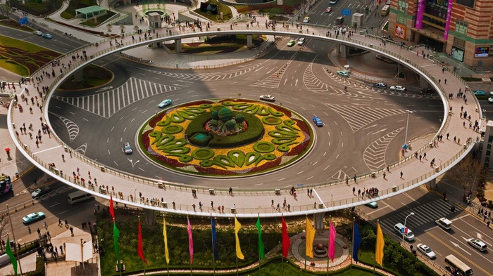 Shanghai roundabout with elevated pedestrian bridge