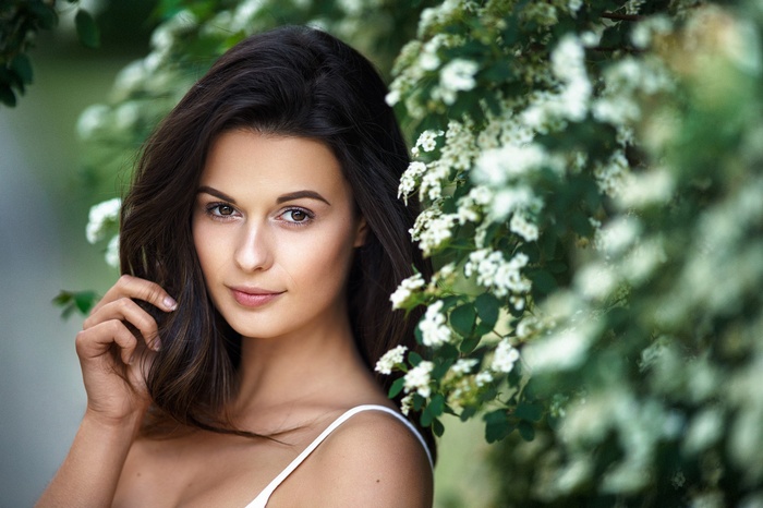 women, Kamila Nováková, brunette, model, Milan R, flowers, portrait, face
