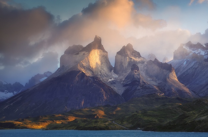 Torres del Paine, national park, nature, morning, Chile, sunlight, lake ...