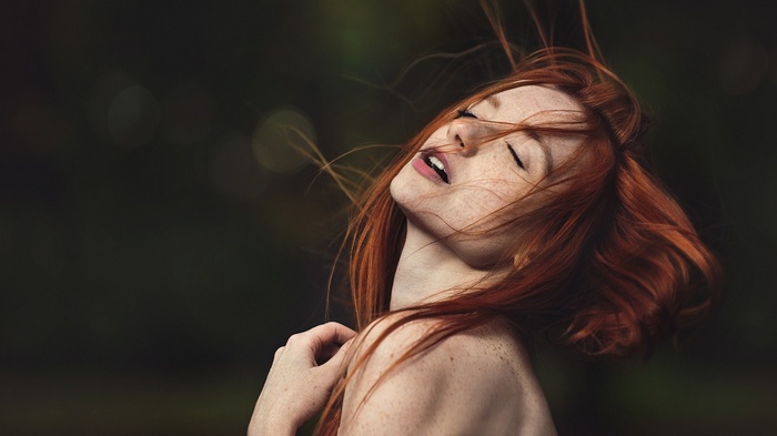 hair in face, portrait, windy, redhead, women, bokeh, bare shoulders, pale, nature, face, depth of field, freckles, women outdoors, open mouth, long hair, model