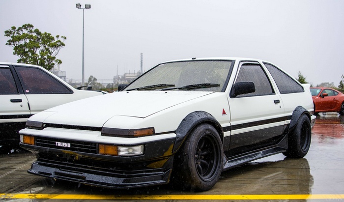White Toyota AE86 Trueno with widebody kit