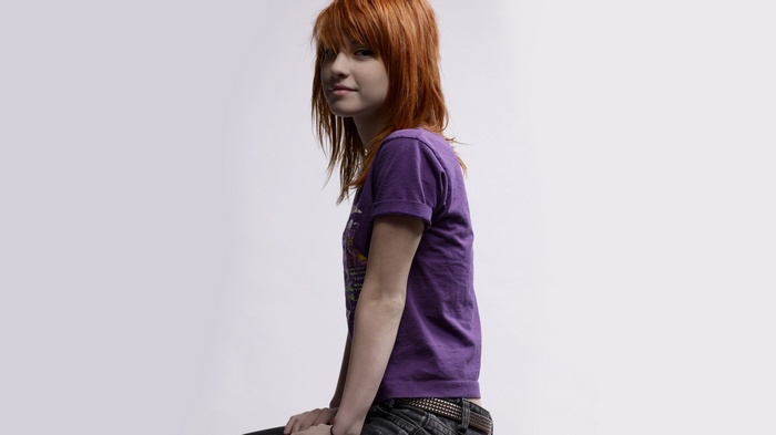 band, Hayley Williams, simple background, women, redhead, Paramore, singer