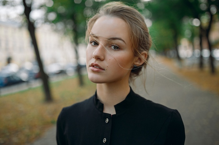 Julia Tavrina portrait with depth of field