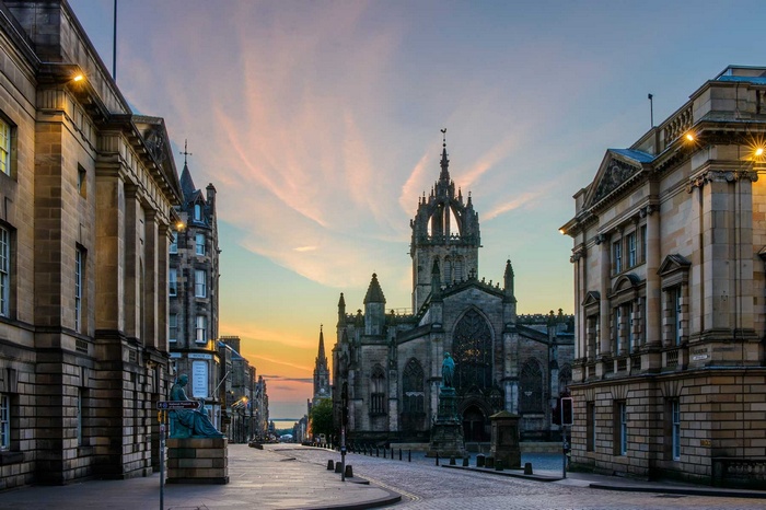 St Giles' Cathedral, Edinburgh, Scotland at sunset