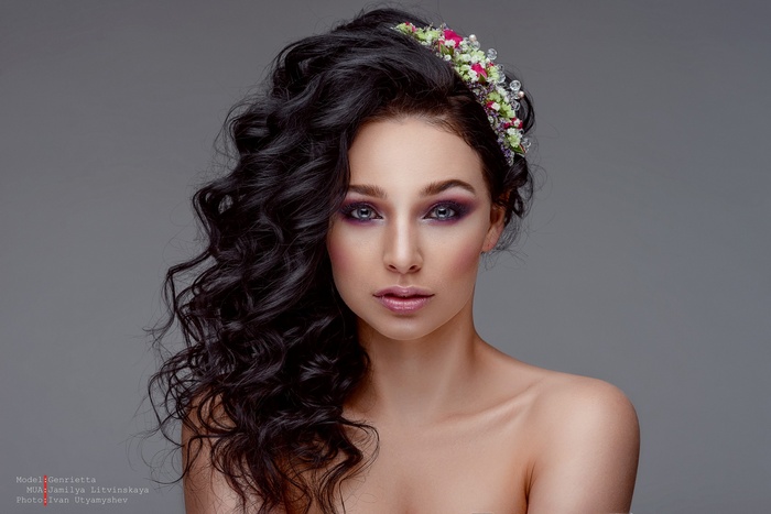 blue eyes, women, black hair, makeup, portrait, brunette, bare shoulders, blushing, flower in hair, face, wavy hair, smoky eyes