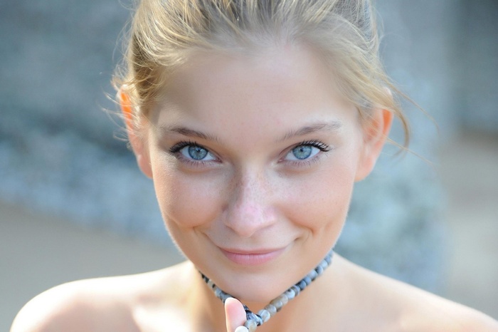 women, blonde, Indiana A, looking at viewer, blue eyes