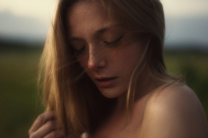 Olga Kobzar portrait with freckles