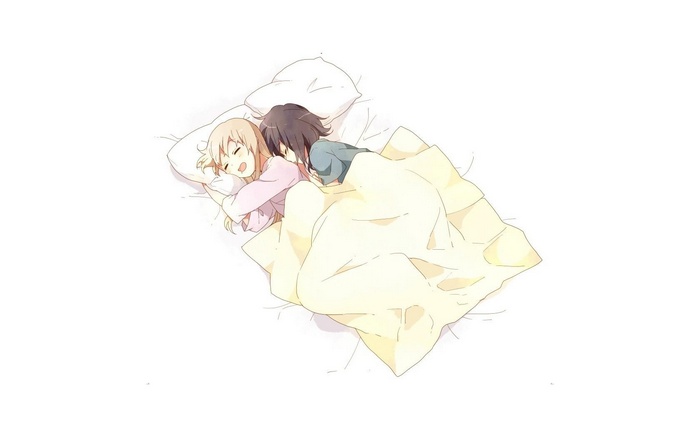 Toshinou Kyouko and Funami Yui sleeping together