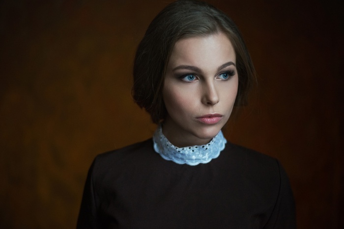 Natasha Grishchenko portrait with blue eyes