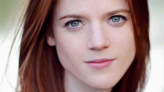 Rose Leslie looking at viewer