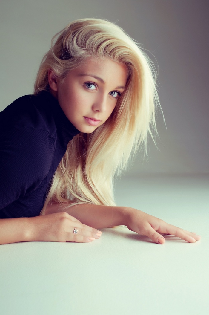 Katarina Pudar blonde model
