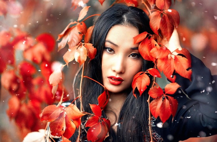 Alessandro Di Cicco with red leaves