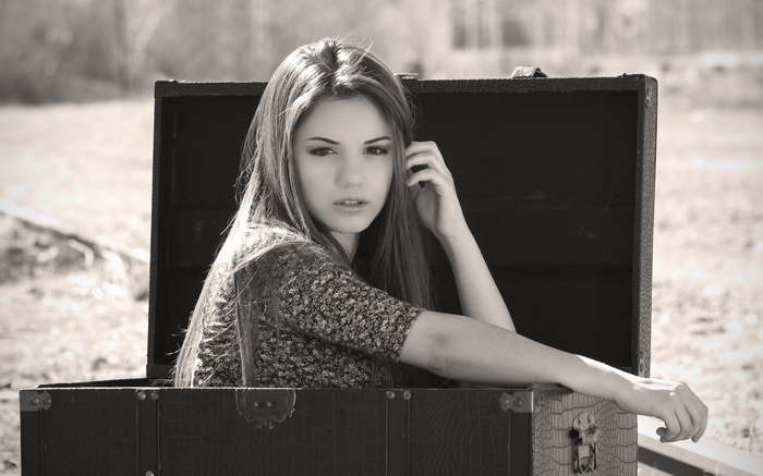 Delaia Gonzalez in a vintage trunk