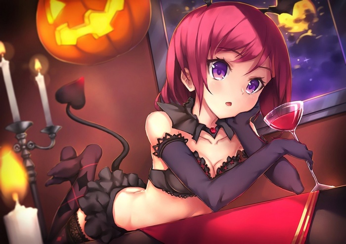 Nishikino Maki in Halloween Costume with Wine