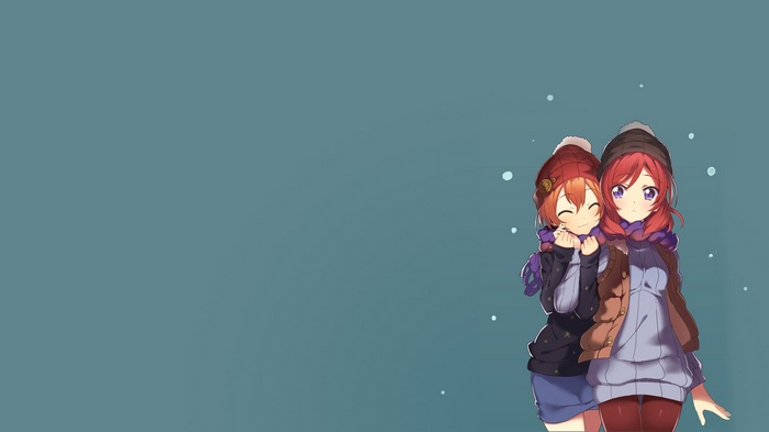 Nishikino Maki and Hoshizora Rin in winter attire