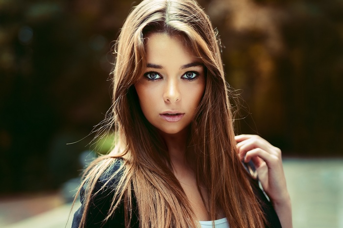 Portrait of a woman outdoors