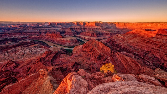 Horseshoe Bend, Utah at Sunset