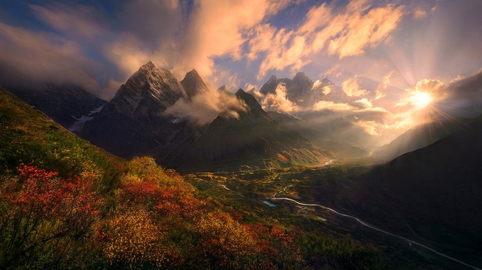 sun rays, Tibet, Himalayas, mountains, landscape, shrubs, nature, snowy peak, clouds, sunset, fall, valley