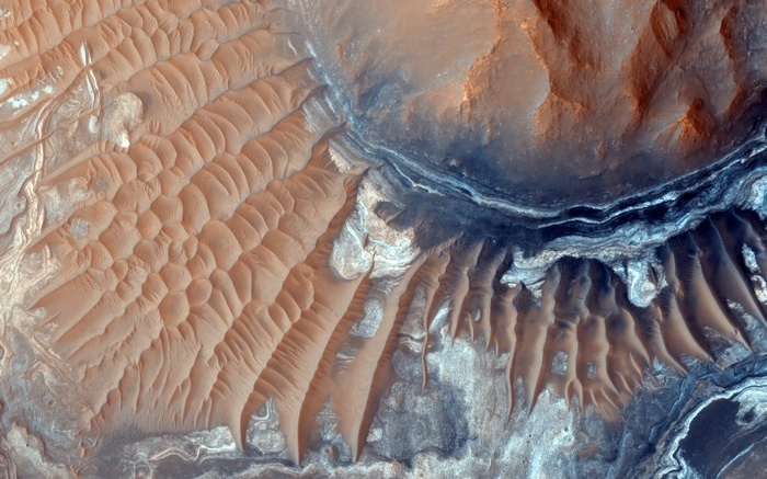 Mars, Noctis Labyrinthus, Sand Dunes and Canyons