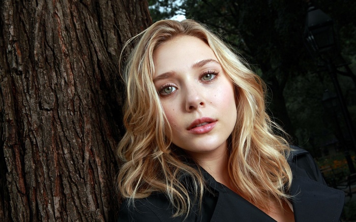 actress, Elizabeth Olsen , blonde, women, face, green eyes, trees, women outdoors