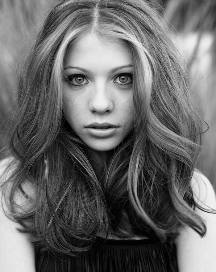 Michelle Trachtenberg portrait with long hair