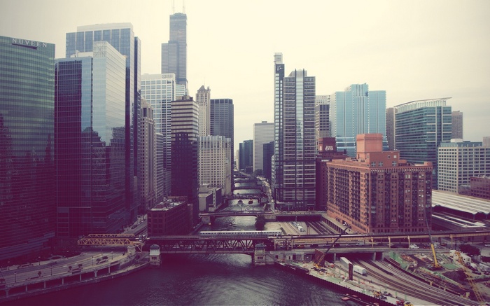 Chicago skyline with skyscrapers and river