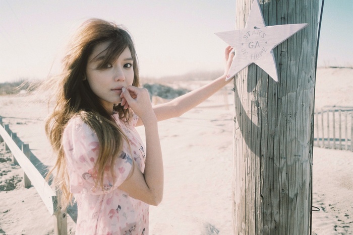 Sooyoung of Girls' Generation on a beach