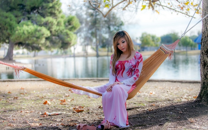 model, fall, leaves, park, dress, lake, see-through clothing, oriental, women outdoors, hammocks, sad, blonde, long hair, women, trees, high heels, alone, Asian, necklace, sitting
