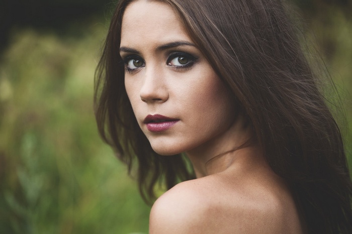 Portrait of Ksenia Kokoreva in nature