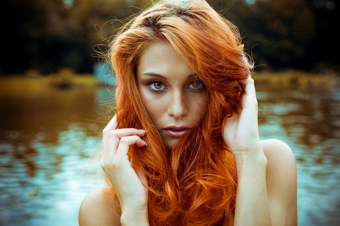 Victoria Ryzhevolosaya with red hair and nose ring