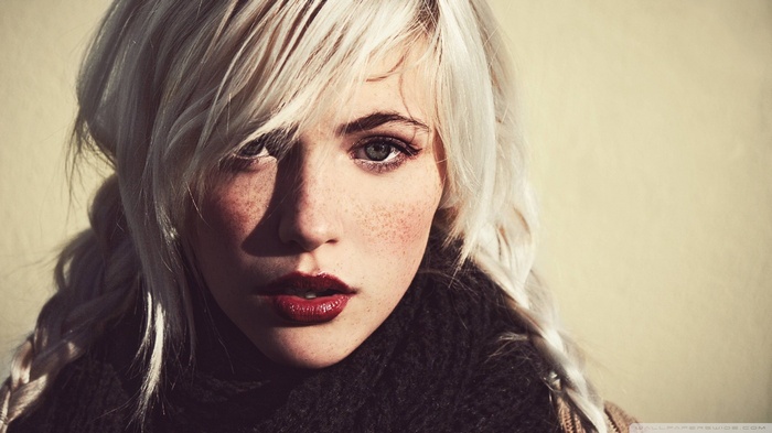 Devon Jade with blonde hair and freckles