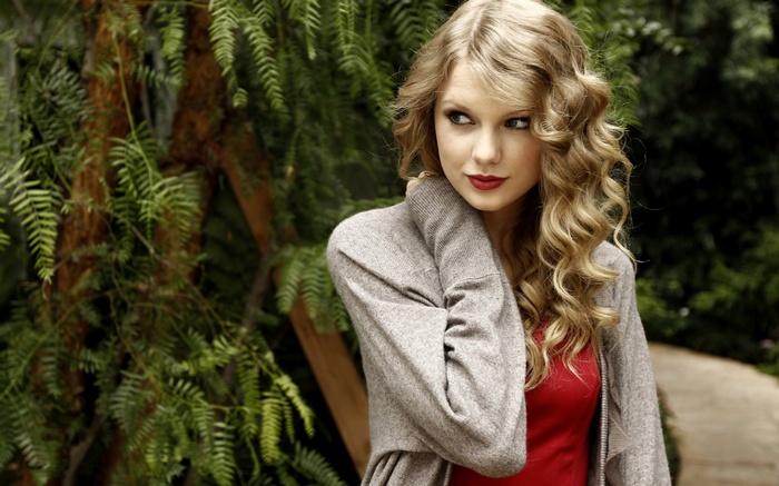 touching hair, singer, Taylor Swift, looking away, women, red lipstick, open sweater, grey sweater, celebrity, long hair, blonde, red tops, women outdoors, curly hair