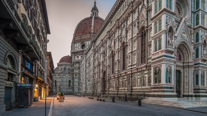 Florence Cathedral and buildings at dusk