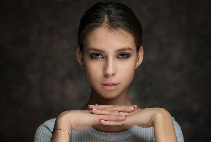Portrait of Elena Aksenova with nose ring