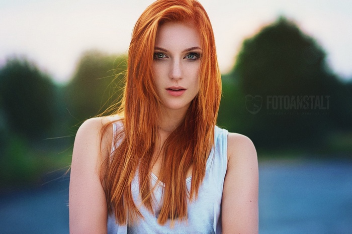 portrait, looking at viewer, face, redhead, green eyes, long hair, women