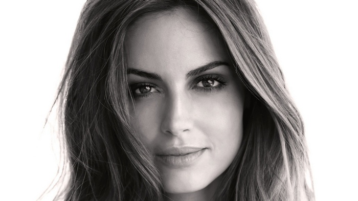 Ariadne Artiles portrait