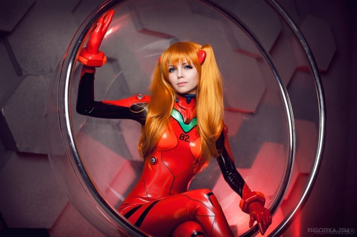Asuka Langley Soryu in a red plugsuit