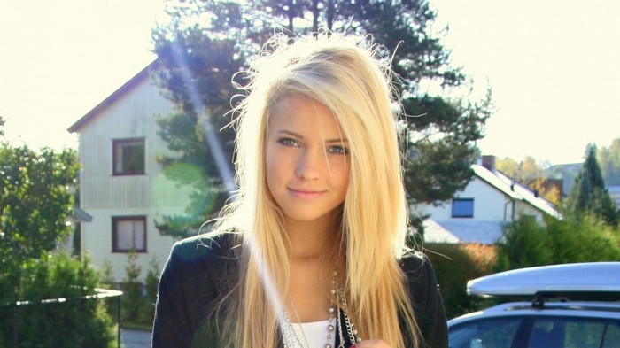 Emilie Marie Nereng with long blonde hair