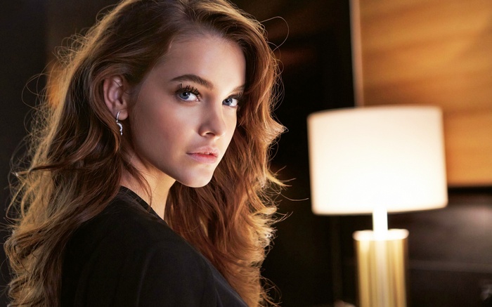 open mouth, black dress, blue eyes, women, long hair, brunette, face, Barbara Palvin, looking at viewer, looking over shoulder, lamp, model