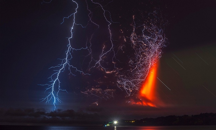 Calbuco Volcano Eruption with Lightning in Chile