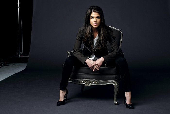 Marie Avgeropoulos - Studio
