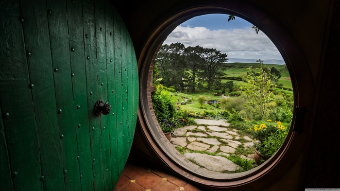 The Shire, Bag End, Hobbit Hole Entrance