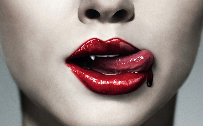 True Blood Vampire Lips with Fangs