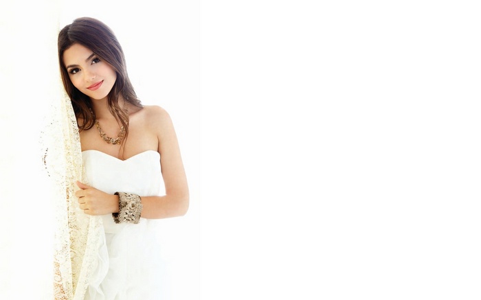 Victoria Justice in a white dress