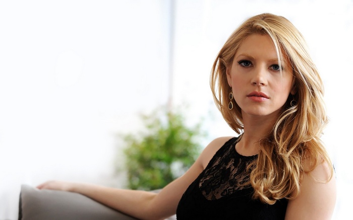 Katheryn Winnick in a black lace dress