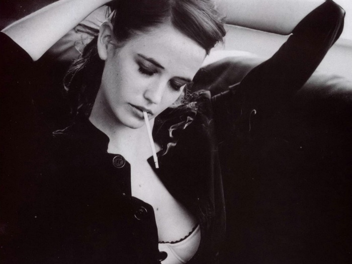 Eva Green smoking a cigarette