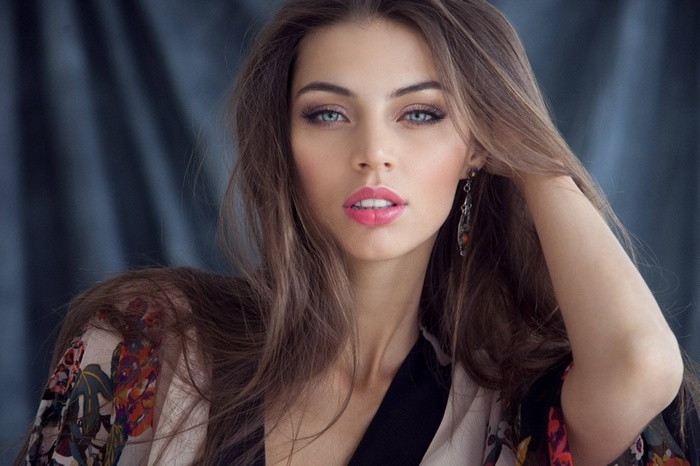 Valentina Kolesnikova, a woman with blue eyes and pink lips