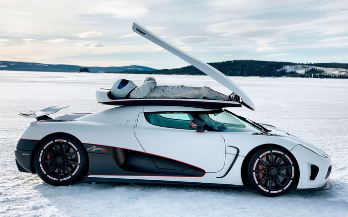 The Stig on a Koenigsegg Agera R in winter