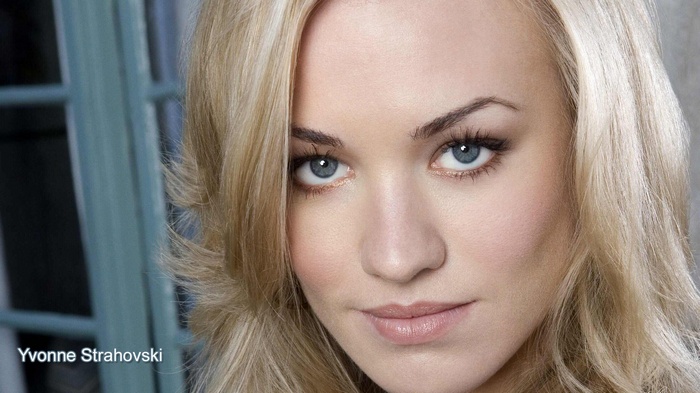 Yvonne Strahovski blonde portrait