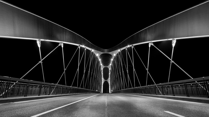 Night view of a modern bridge in Frankfurt